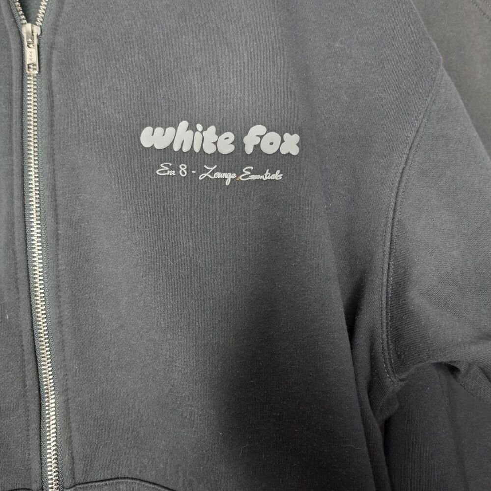 White-fox-boutique Women's Black and Grey Hoodie - Picture 2 of 8